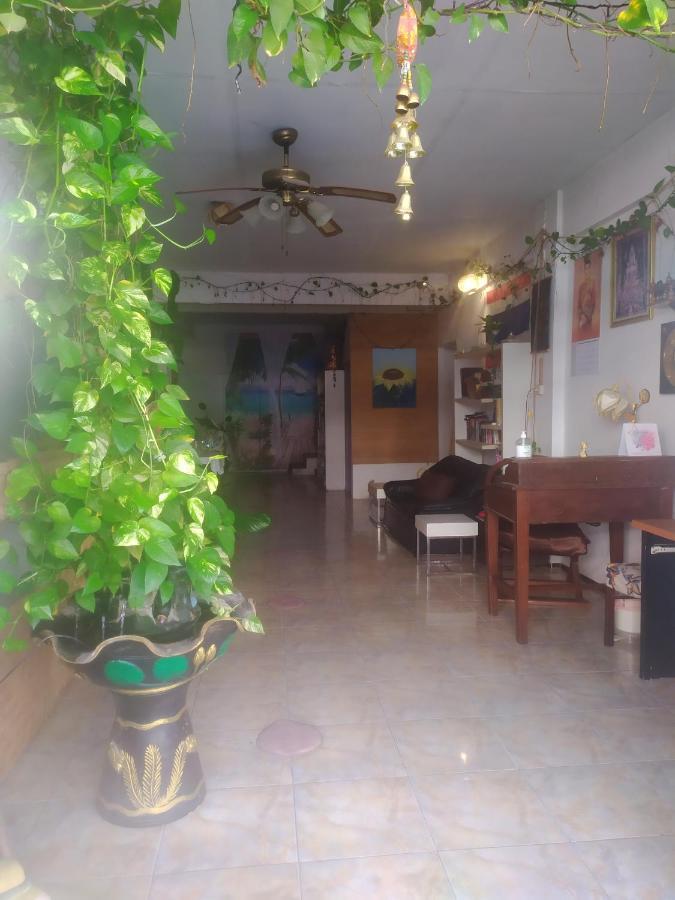Hotel Sv. House Jomtien Beach Exterior foto